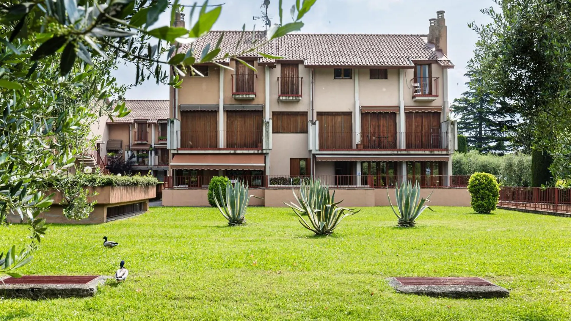 Arcave Luxury Apartment Sirmione